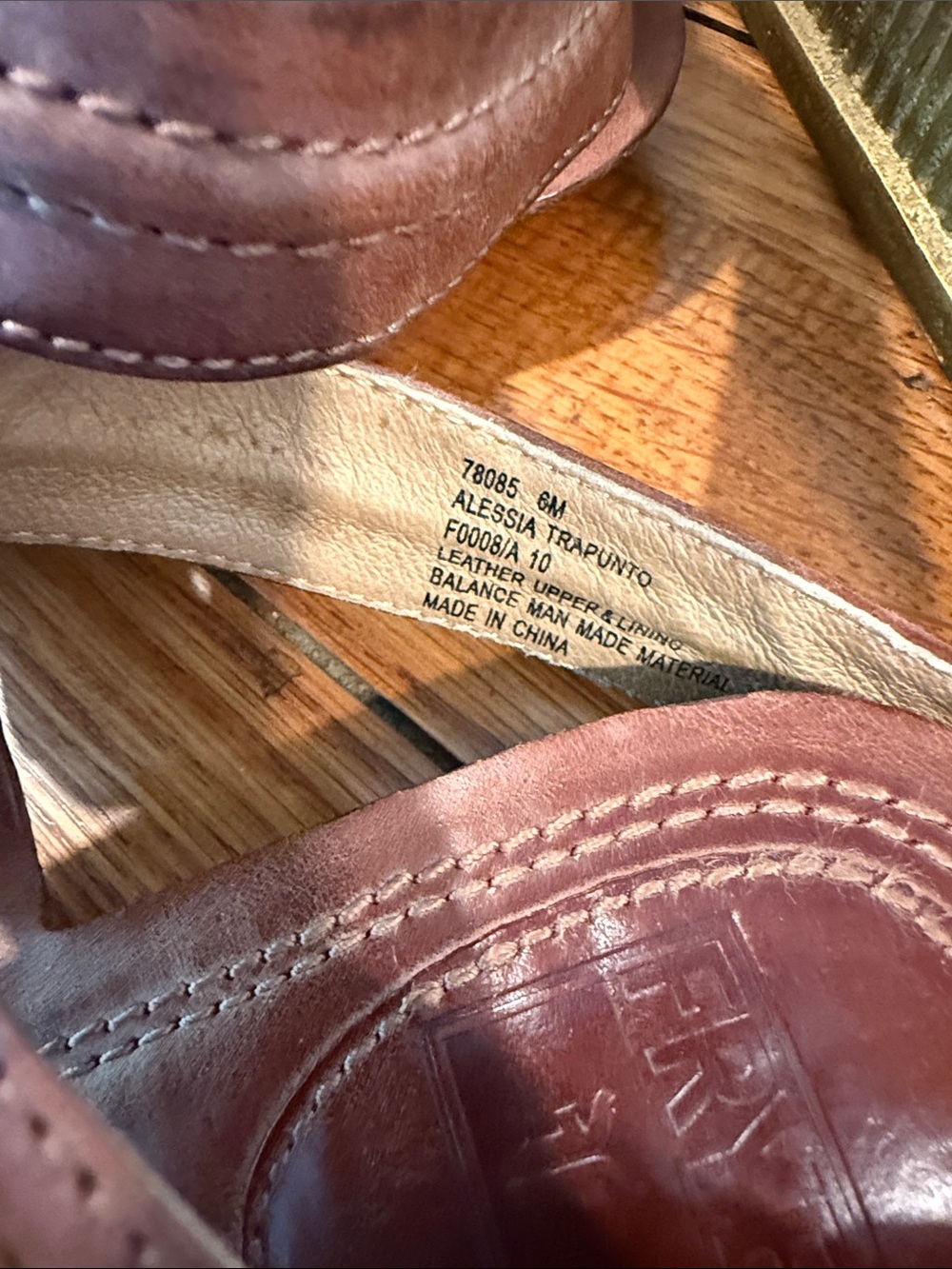 Frye Alessia Brown Leather T-Strap Sandals - Picture 3 of 8